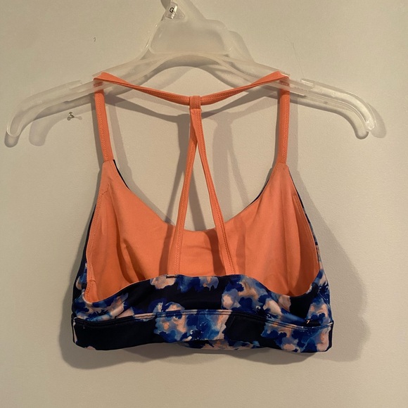 Old Navy sports bra. Very comfortable and cute! Size small. - Picture 2 of 2